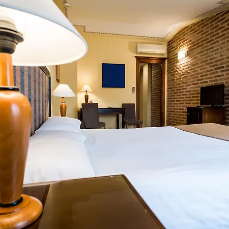 Ad Hoc Parque 4* Bétera