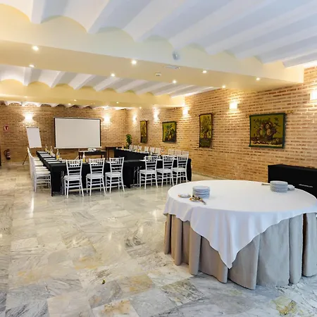 Ad Hoc Parque 4* Bétera