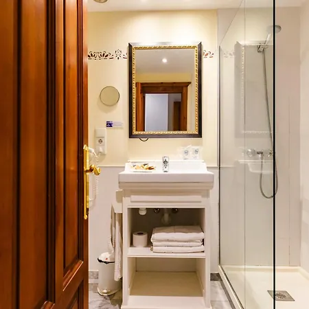 Ad Hoc Parque Hotel Bétera