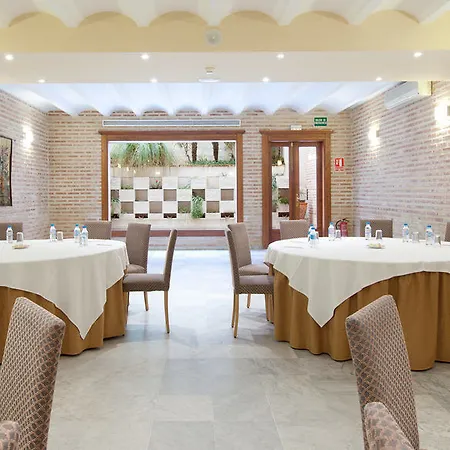 Hotell Ad Hoc Parque 4*